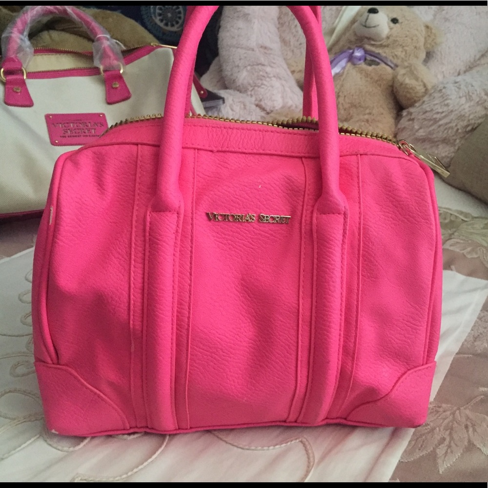 VICTORIA’S SECRET small tote